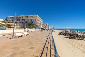 Cảnh biển hoặc tầm nhìn ra biển từ nhà nghỉ dưỡng