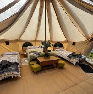 Voodi või voodid majutusasutuse Polladras Holiday Park toas