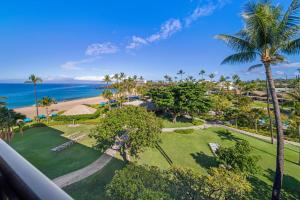 Pogled na bazen u objektu OUTRIGGER Kāʻanapali Beach Resort ili u blizini