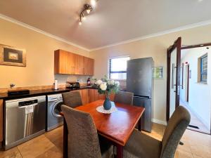 Nhà bếp/bếp nhỏ tại Ellefsen 117 Golf Retreat