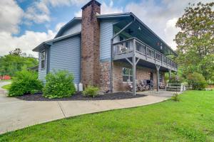 Zahrada ubytování Kingston Home with Shared Pool - 23 Mi to LakePoint!