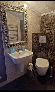 A bathroom at Villa Musa with private pool