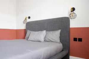 Postel nebo postele na pokoji v ubytování Gynn Stays - Apartment One