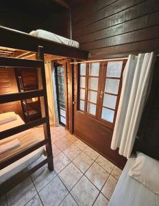 Двуетажно легло или двуетажни легла в стая в Vibe House Hostel
