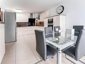 Kuchyň nebo kuchyňský kout v ubytování Diez - Ferienhaus am Hain