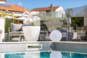 マリンスカにあるVilla Aurea Apartments Malinska de luxeのギャラリーの写真