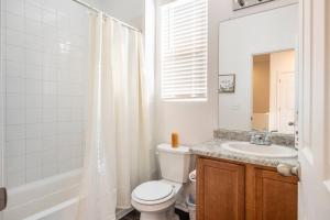 Ένα μπάνιο στο Home away from Home near Denver International Airport +22 φωτογραφίες