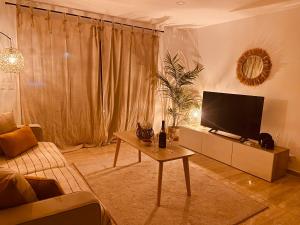 Gallery image of Cosy Maracuja, appartement calme à 2 min de la plage ! in Orient Bay