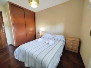 Imagem da galeria de Próximo playa amplia vivienda em Vigo