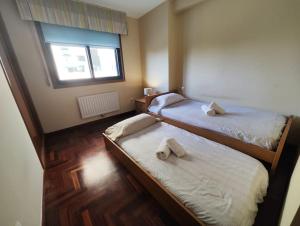 Imagem da galeria de Próximo playa amplia vivienda em Vigo