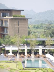 Bazén v ubytování Atta Room Only nebo v jeho okolí