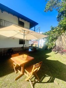 Casa Hotel Camino Real外面的花园