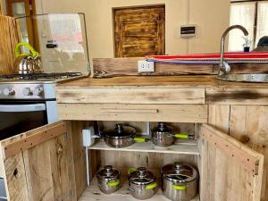 Η κουζίνα ή μικρή κουζίνα στο Fully furnished 1bedroom apt in the Peruvian Andes +46 φωτογραφίες