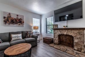 TV/trung tâm giải trí tại Blue Wave Cottage