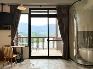 Nespecifikovaný výhled na hory nebo výhled na hory při pohledu z bed and breakfast