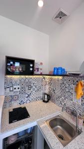 Kuchyň nebo kuchyňský kout v ubytování Homestay BỒ CÔNG ANH