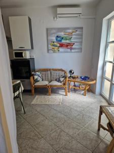 Φωτογραφία από το άλμπουμ του Holiday home GEA σε Karlobag +11 φωτογραφίες