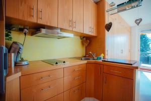 Fotografia z galérie ubytovania Appartement HERZLICHKEIT mit Hallenbad und Sauna by MoniCare v destinácii Seefeld in Tirol