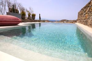 The swimming pool at or close to Villa Piccolo Mondo with private pool and sea view