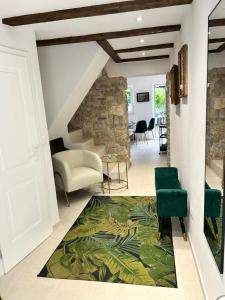 Χώρος καθιστικού στο Steinhaus mit Garten in der Altstadt