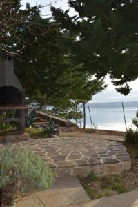Φωτογραφία από το άλμπουμ του Holiday home GEA σε Karlobag