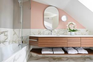 Un baño de Hotel Angleterre