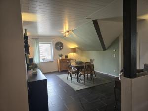 Imagine din galeria proprietății Großzügige Ferienwohnung în Weilburg +17 fotografii