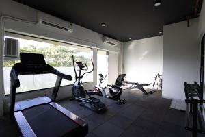 Das Fitnesscenter und/oder die Fitnesseinrichtungen in der Unterkunft Freesia Residency By Express Inn - Navi Mumbai