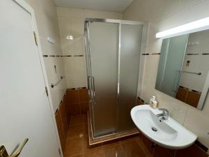 Et badeværelse på Amrita apartments Nessebar