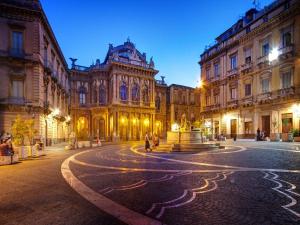 Afbeelding uit fotogalerij van Bed&Breakfast Villa Bellini in Catania