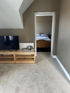 TV a/nebo společenská místnost v ubytování Peel House Bed and Breakfast