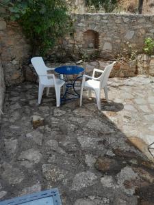 Patio nebo venkovní prostory v ubytování "Village Petrina" Sevasti Symi Studios