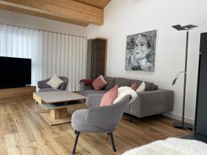 A seating area at W-40.COM