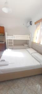 Ảnh trong thư viện ảnh của Vila Vladmir Sela ở Ksamil +48 ảnh