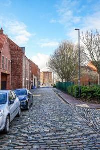 Gallery image of Modern home in the Hull Marina in Hull +26 photos