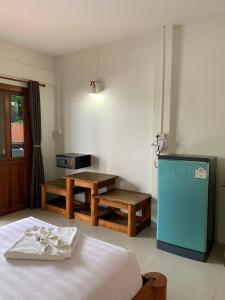 Gallery image of Paradise Bungalows in Haad Rin