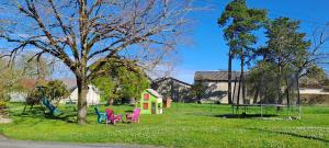 Jardín al aire libre en Gîte 4 pers avec option sauna- Classé 3 étoiles- Sud charente