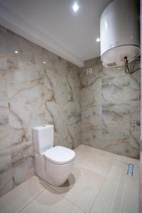 Illyria Hotel的一间浴室