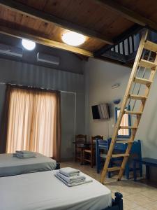 Μια τηλεόραση ή/και κέντρο ψυχαγωγίας στο Abbey Resort