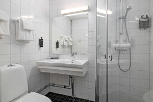 Koupelna v ubytování Best Western Hotel Svava