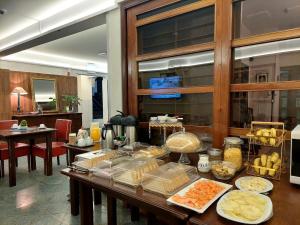 Menjar a l'hotel o a prop