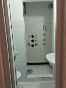 Billede fra billedgalleriet på 2 bedrooms Luxury & 7 Apartments Vila Camelia Eforie Sud i Eforie Sud + 12 billeder