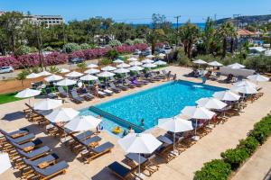 Bazén v ubytování Azul Eco Hotel nebo v jeho okolí