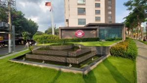 Zahrada ubytování Vinh Hoi Apartments - Luxury Apartment Furnished Suites