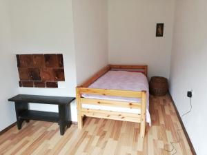 Postel nebo postele na pokoji v ubytování Hikers Hut Hišar