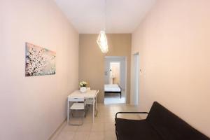 Fotografie z fotogalerie ubytování Minimalist Urban Apt near Port v destinaci Piraeus
