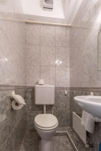 Kék Hullám Apartmanok By BLTN 8600 Siófok, Beszédes József sétány 74b kép - 2