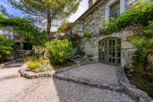 Vonkajšia záhrada v ubytovaní Villa Menta 1