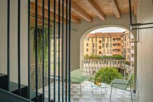 Balkón alebo terasa v ubytovaní REGO APARTMENTS - Boutique Aparthotel & Serenity Spa with some off-site apartments in the Heart of Bergamo City Center