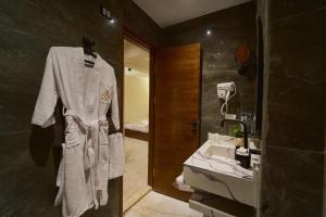 Un baño de PANORAMA view pyramids